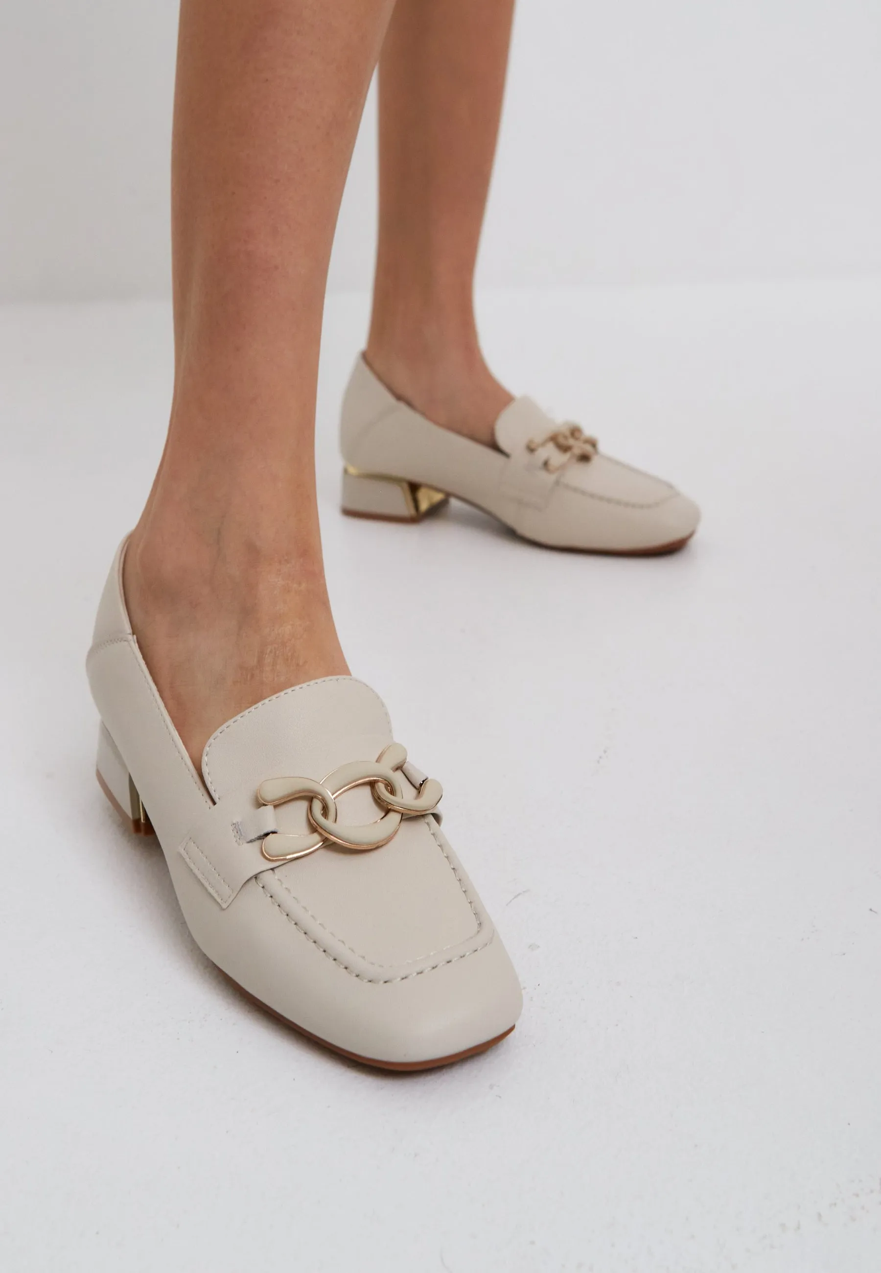 Chain Embellished Leather Loafers - Beige