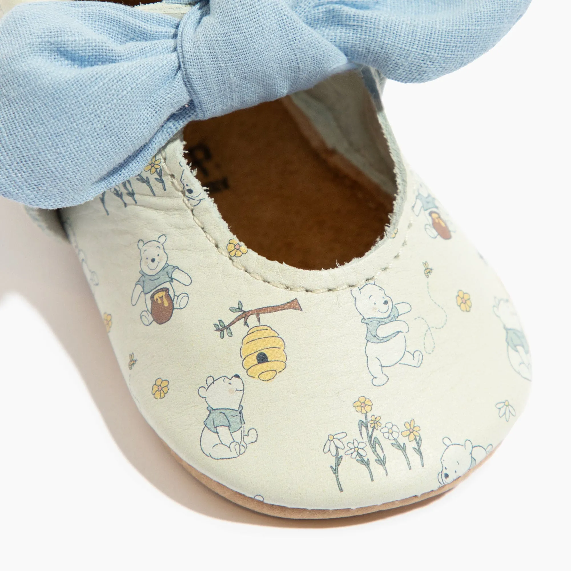 Disney Pooh Bear Linen Knotted Bow Baby Shoe