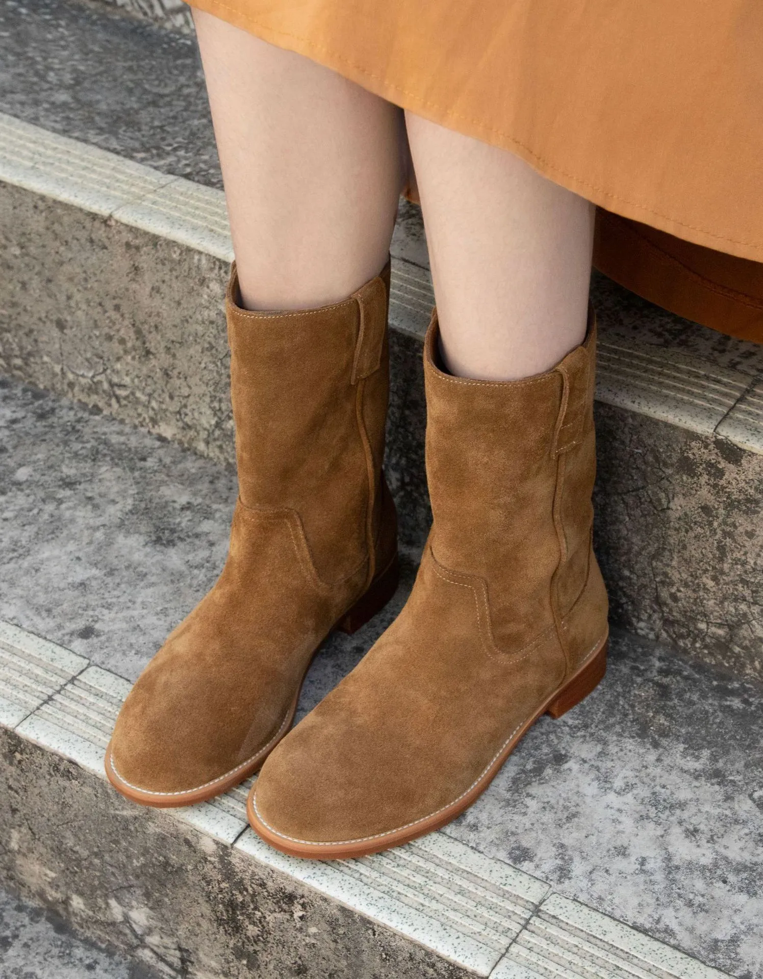 Genuine Leather Versatile Suede Mid-calf Boots